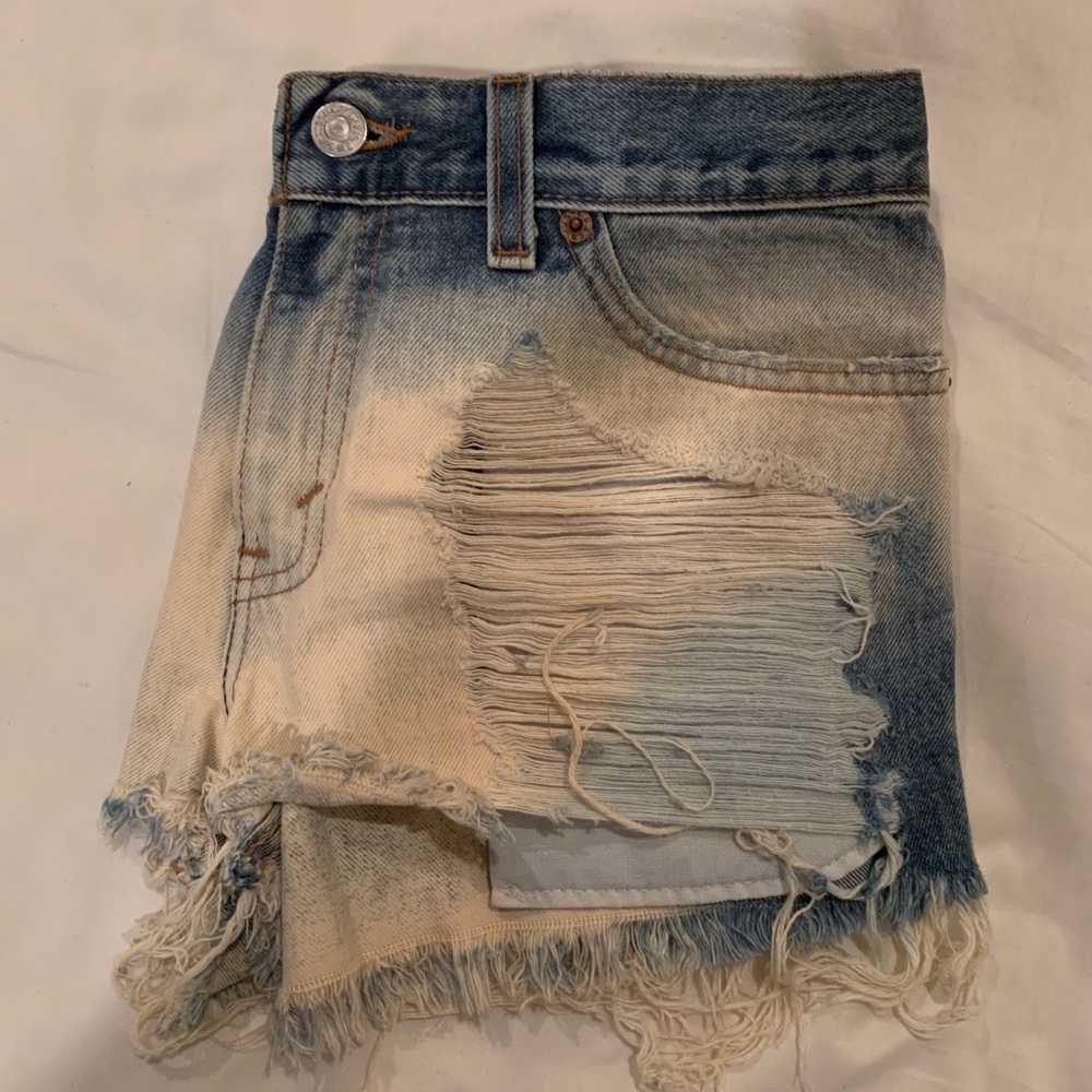 Levi’s - Picture 8 of 8